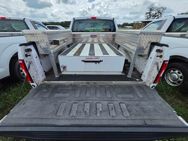 2019-ford-f150-xl-image-6