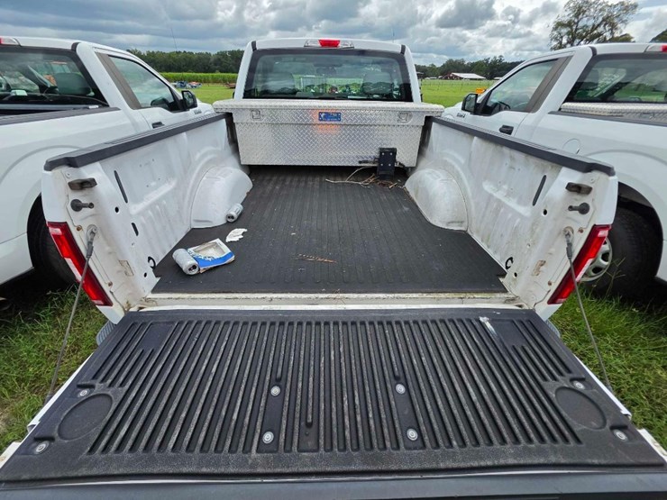 2018-ford-f150-xl-image-7