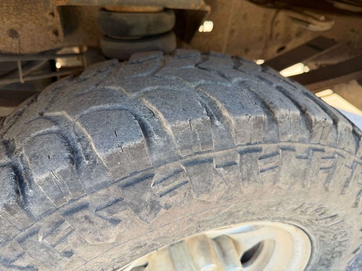 2001-ford-f250-image-18