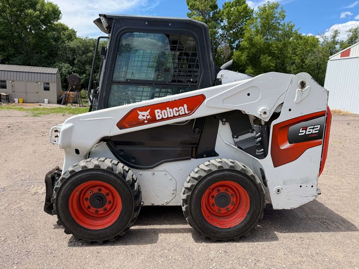 2022-bobcat-s62-image-2