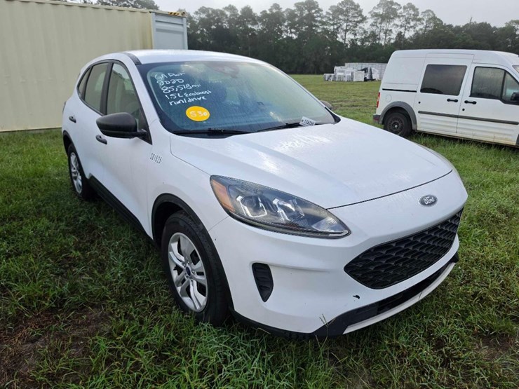 2020-ford-escape-image-1