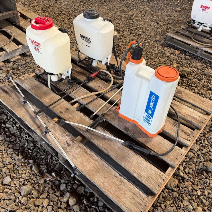 Assorted 4-Gallon Backpack Sprayers