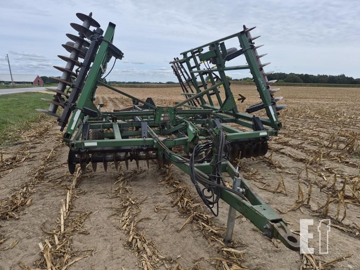 john-deere-724-image-5