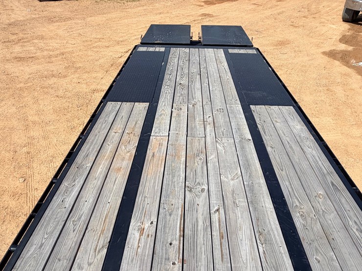 #25592-•-2024-25ft-load-trail-low-pro-gooseneck-trailer-image-39