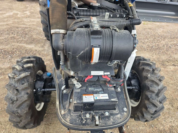 2022-new-holland-workmaster-40-image-24
