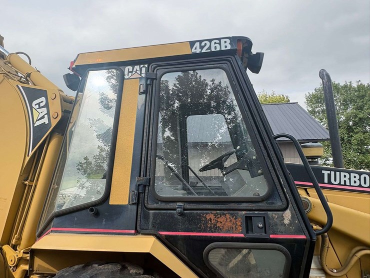 1995-caterpillar-426b-image-34