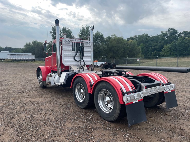 1999-peterbilt-379-image-3