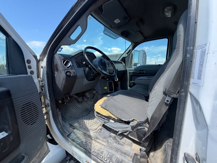 2015-ford-f750-image-9