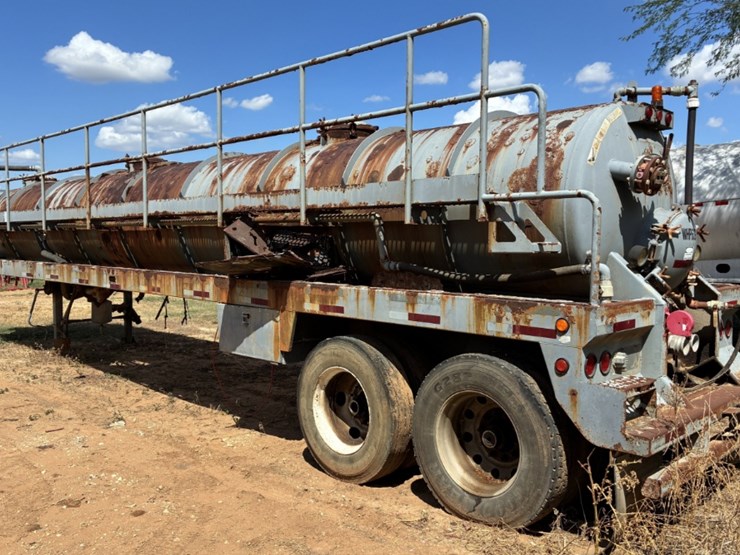 2012-southern-vac-130bbl-vac-trailer-image-4