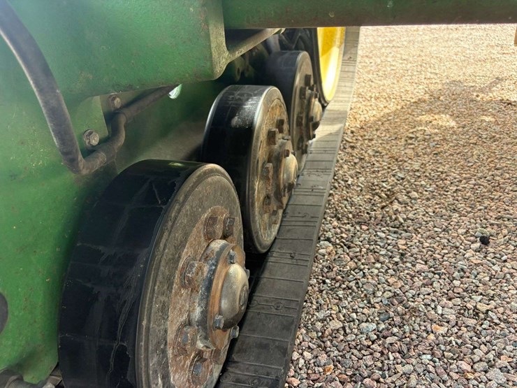 2006-john-deere-8430t-image-11