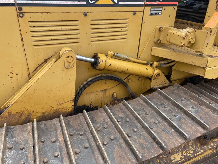 caterpillar-d5c-image-12