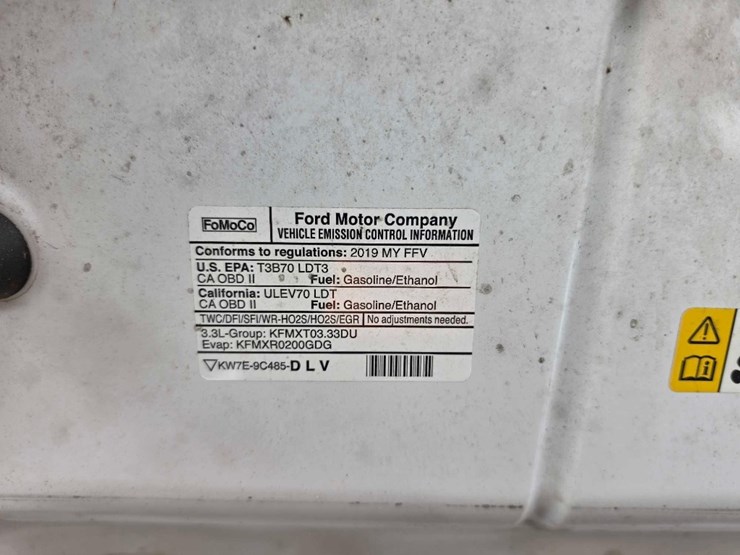 2019-ford-f150-xl-image-15