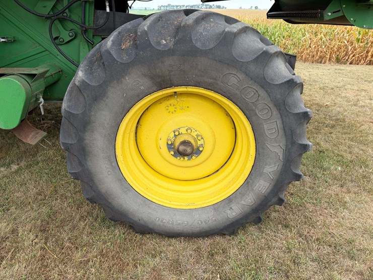 john-deere-9600-image-28