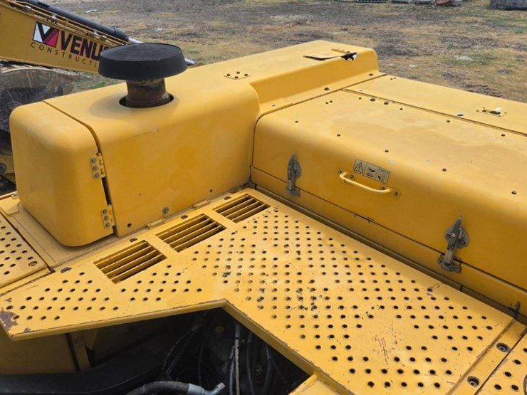 2006-volvo-ec700b-image-28