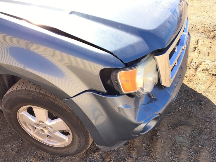 2012-ford-escape-xlt-image-17