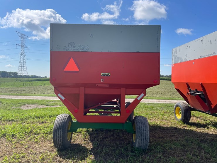 john-deere-1075-image-6