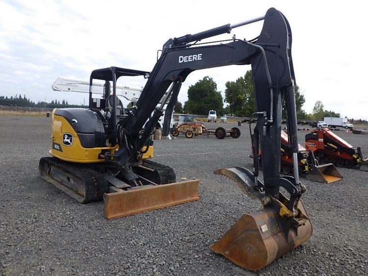 2023-deere-60g-image-7