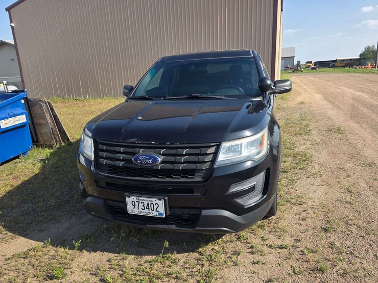 2016-ford-explorer-police-interceptor-image-5