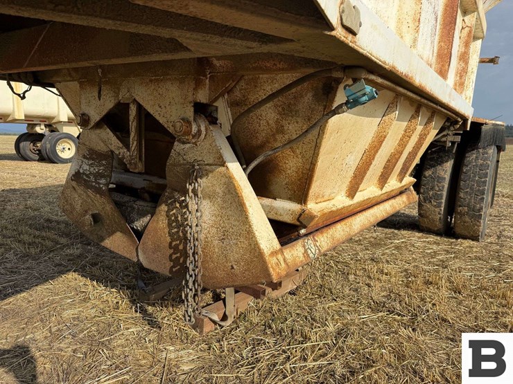 1969-utl-utility-steel-belly-dump-trailer-image-14