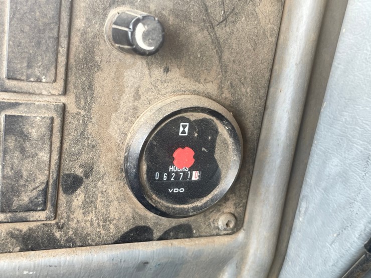 2005-volvo-l90e-image-43
