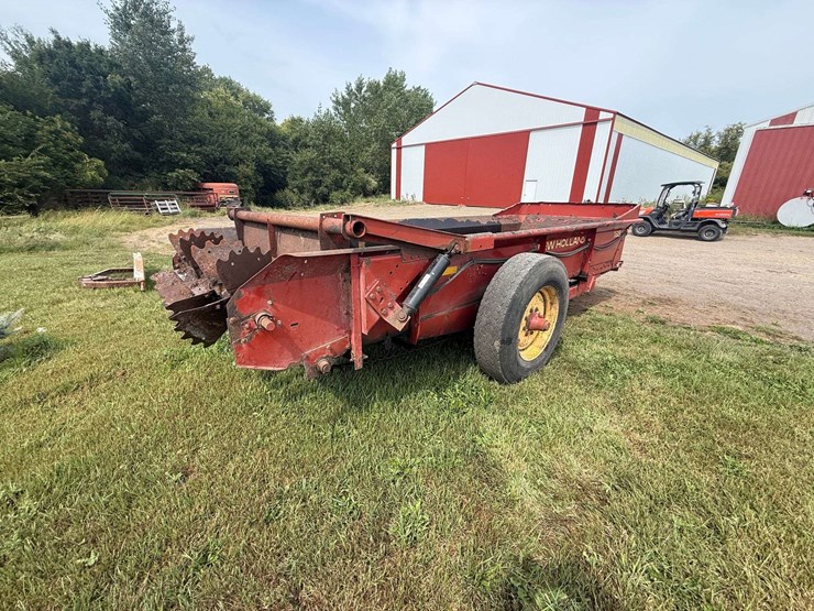 new-holland-165-image-5