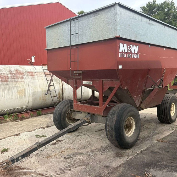 M&W LITTLE RED WAGON