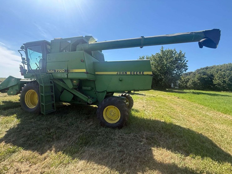 john-deere-7720-image-15