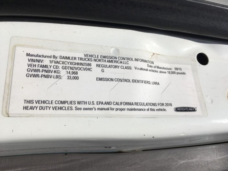 2016-freightliner-m2-asphalt-patch/slury-seal-image-17