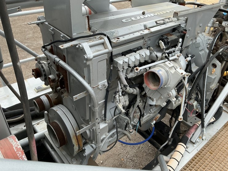 2013-cummins-qsx15-image-12