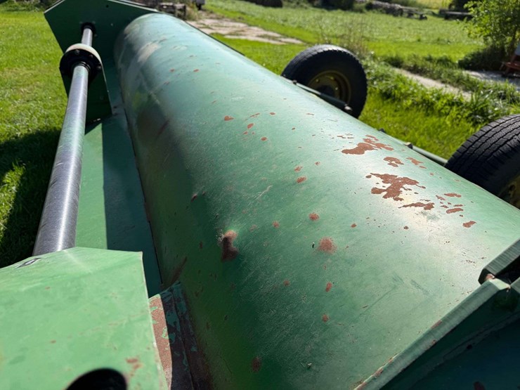 john-deere-120-image-17