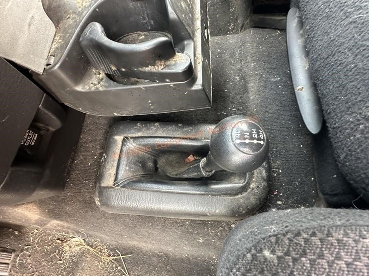 2003-dodge-ram-2500-image-29
