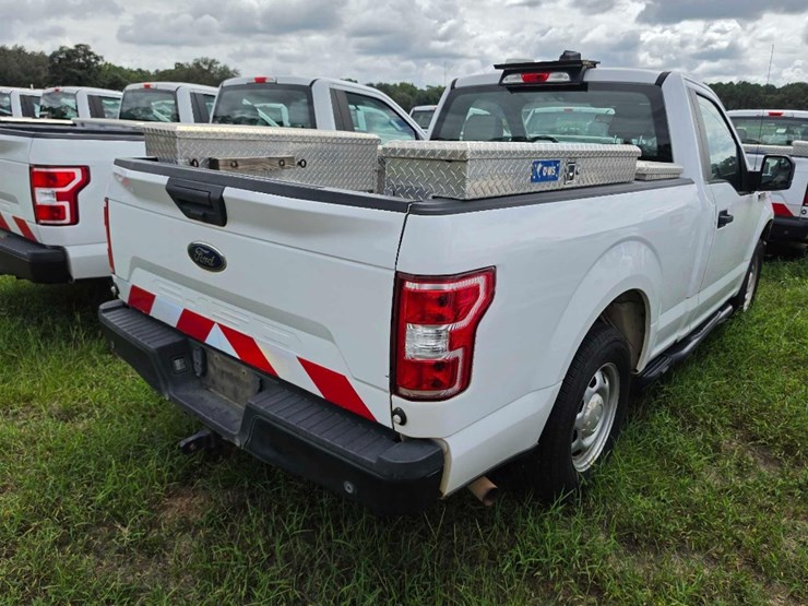 2019-ford-f150-xl-image-5