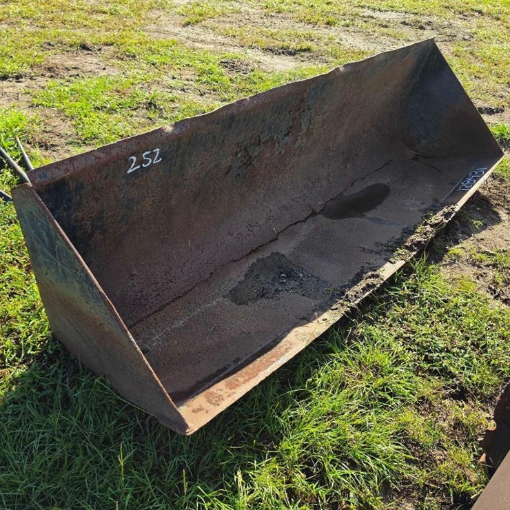 252 - 94" HD BUCKET FOR FRONTEND LOADER