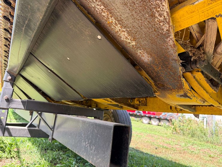 new-holland-73c-image-30
