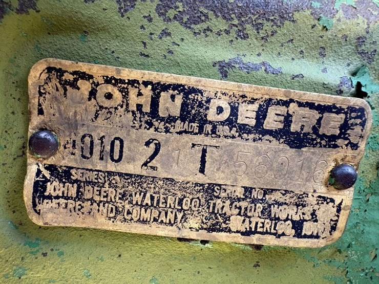 john-deere-4010-image-7