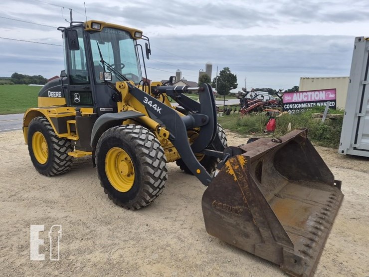 2016-deere-344k-image-4