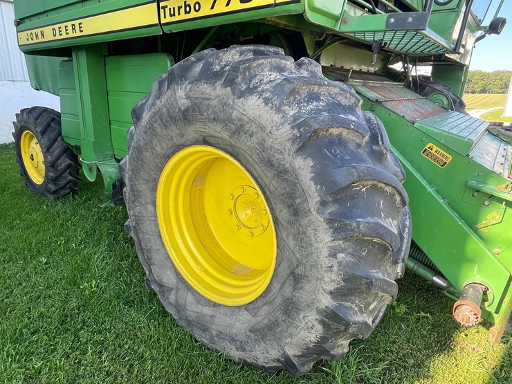 1978-john-deere-7700-image-11