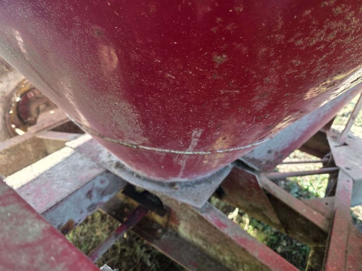 new-holland-355-image-35