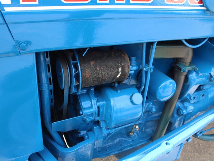 ford-3000-image-2