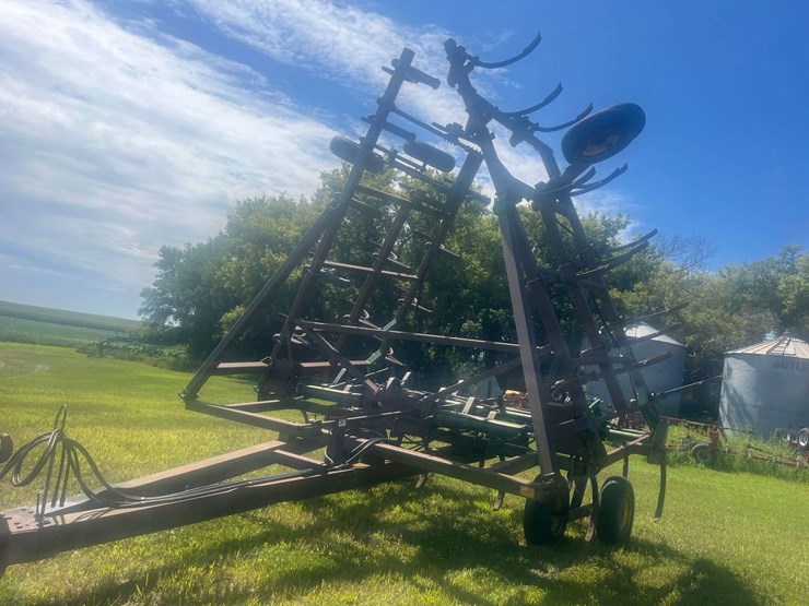john-deere-610-image-2
