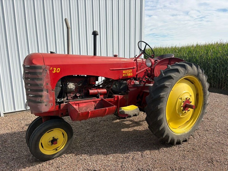 massey-ferguson-30-image-1