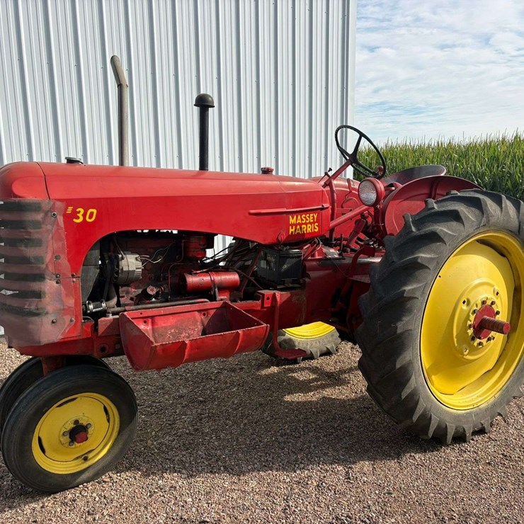 MASSEY-FERGUSON 30