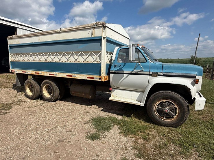 1975-chevrolet-c65-image-38