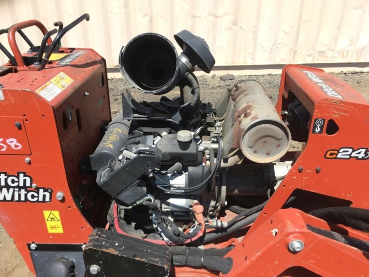 2021-ditch-witch-c24x-image-7