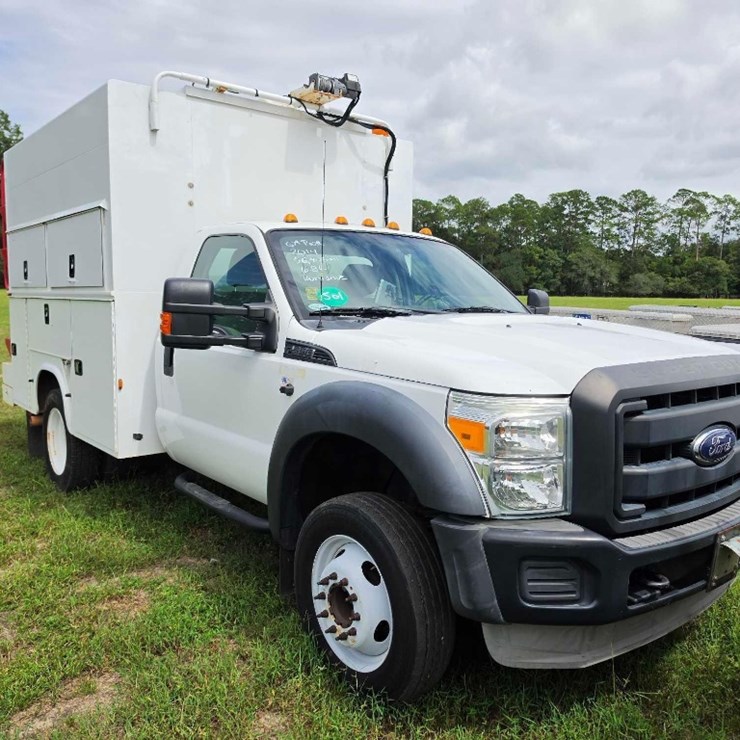2014 FORD F550