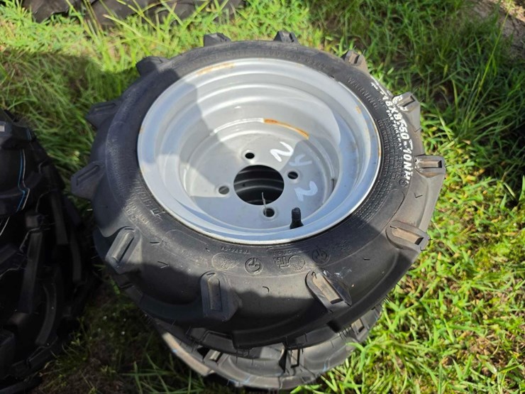 242---2-lawn-trac-18x8.50-10nhs-image-2