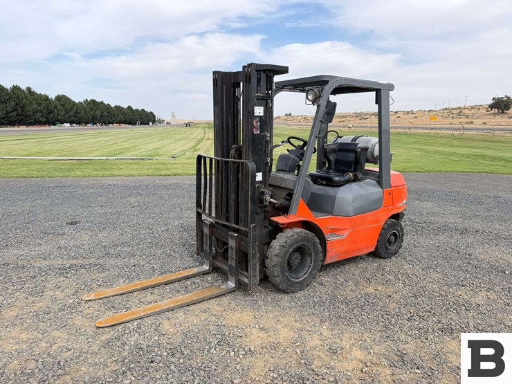 2005-toyota-7fgu25-image-1