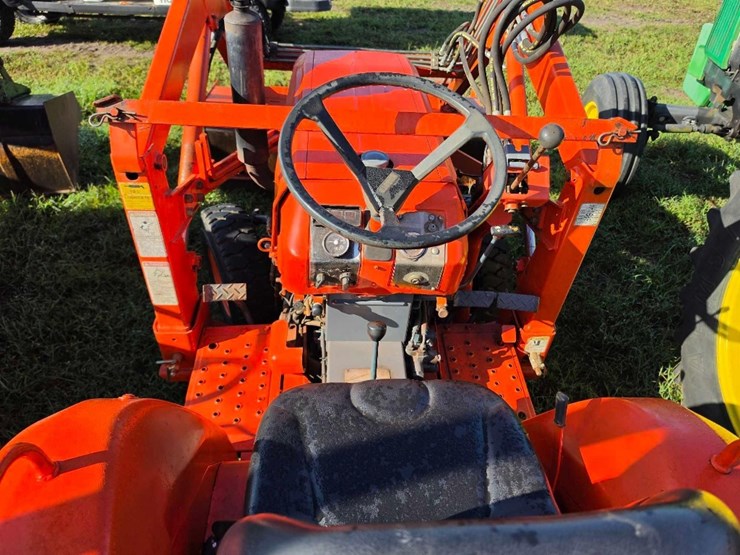 kubota-b8200-image-7