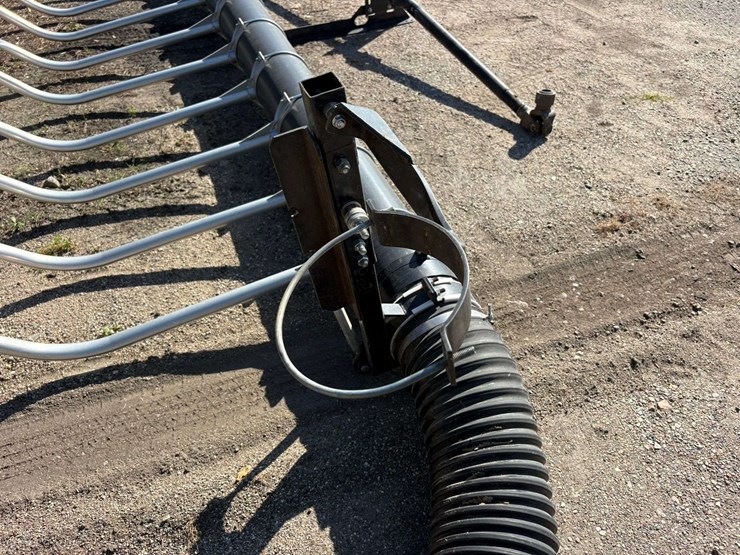 john-deere-630f-image-22