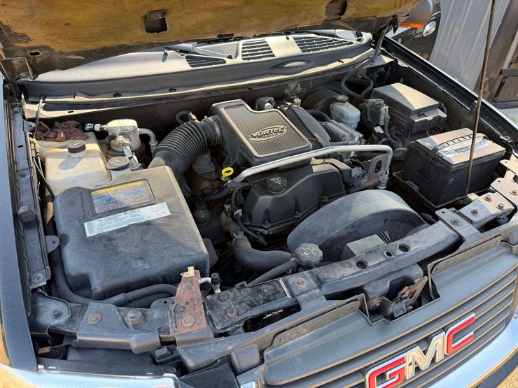 2004-gmc-envoy-image-42